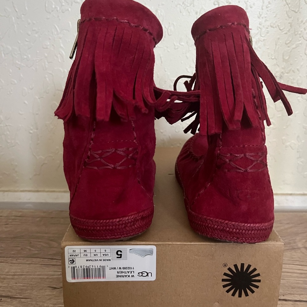 Ugg moccasins